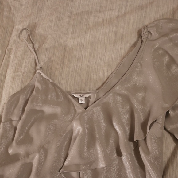 NWT Guess Asymmetrical One Shoulder Top - Picture 2 of 5